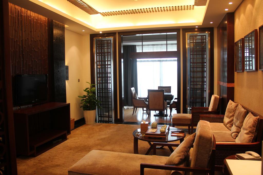 Huanxiu Resort & Spa Сучжоу Экстерьер фото